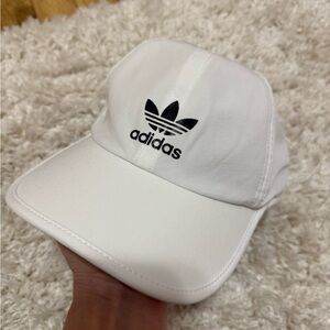 {adidas} Womens white three stripe baseball hat. EUC.